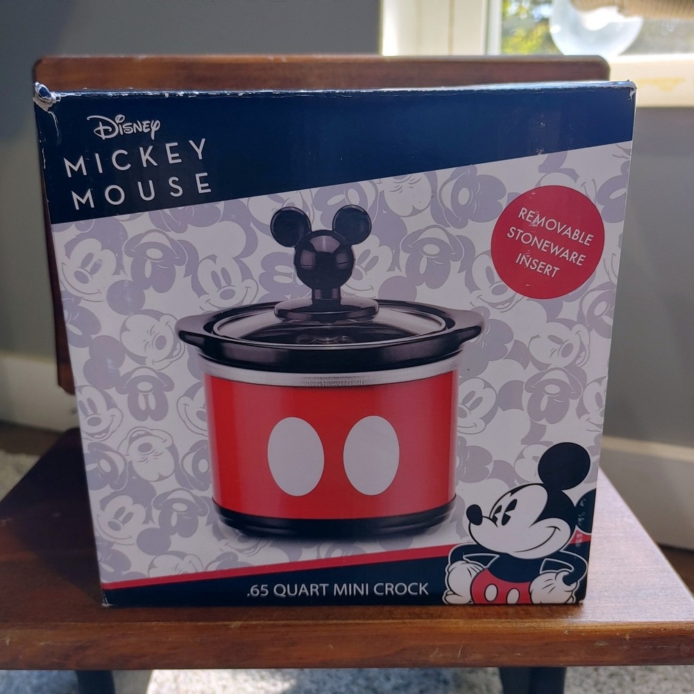 Disney Mickey Mouse Mini Slow Cooker .65 Quart Red Black DCM-065 Select Brands